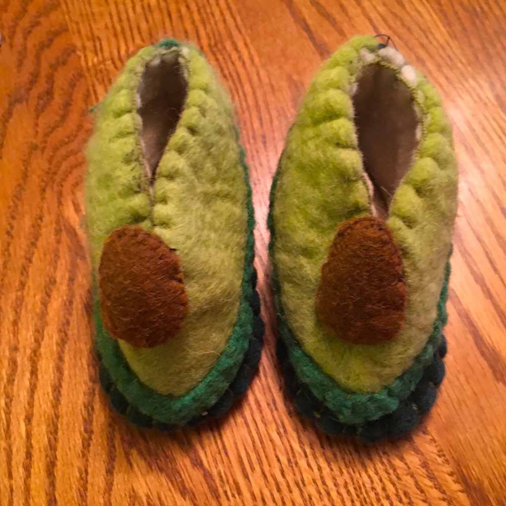 Avocado baby slippers